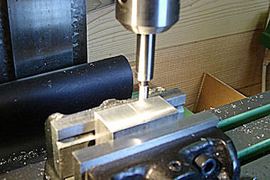 Centre drilling pin hole
