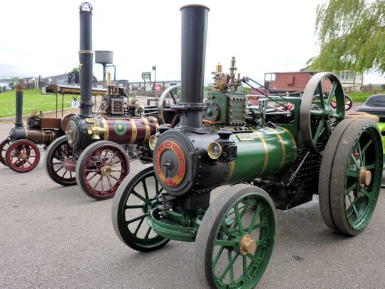 4" scale traction engines